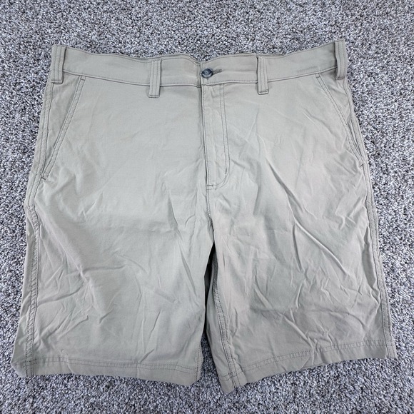 Eddie Bauer Shorts‎ Mens 40 Beige Nylon Blend Travex Lightweight Outdoor Hiking - Picture 1 of 6